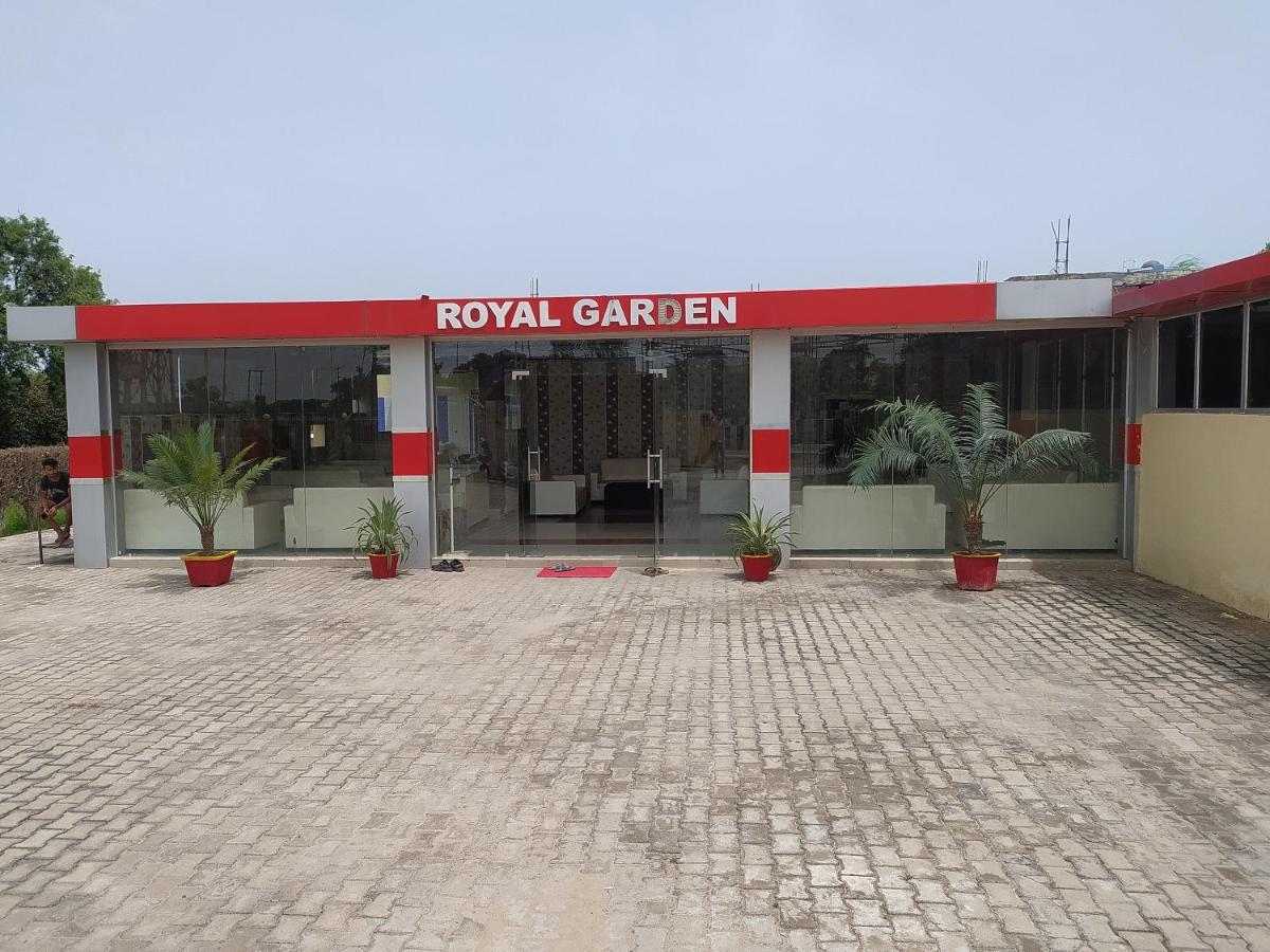 Oyo 82476 Royal Garden Ghaziabad Eksteriør bilde