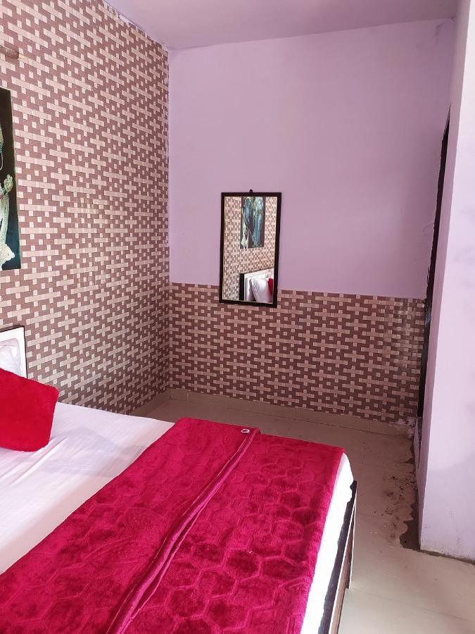 Oyo 82476 Royal Garden Ghaziabad Eksteriør bilde