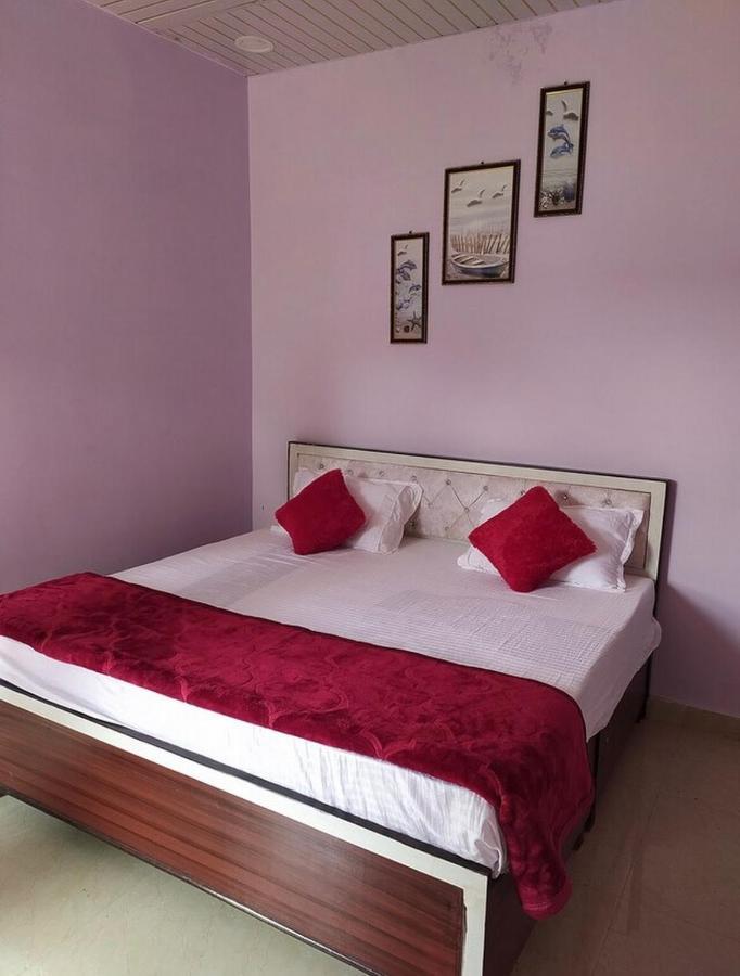 Oyo 82476 Royal Garden Ghaziabad Eksteriør bilde